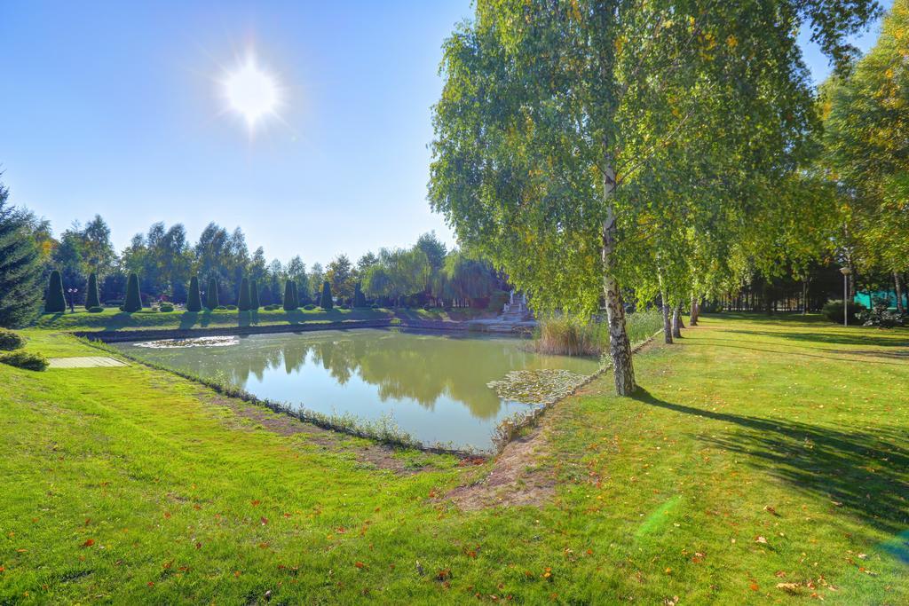 Chabrowy Dworek Hotel Teresin