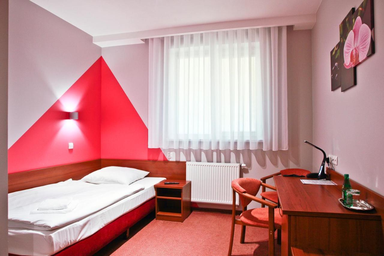 Chabrowy Dworek Hotell