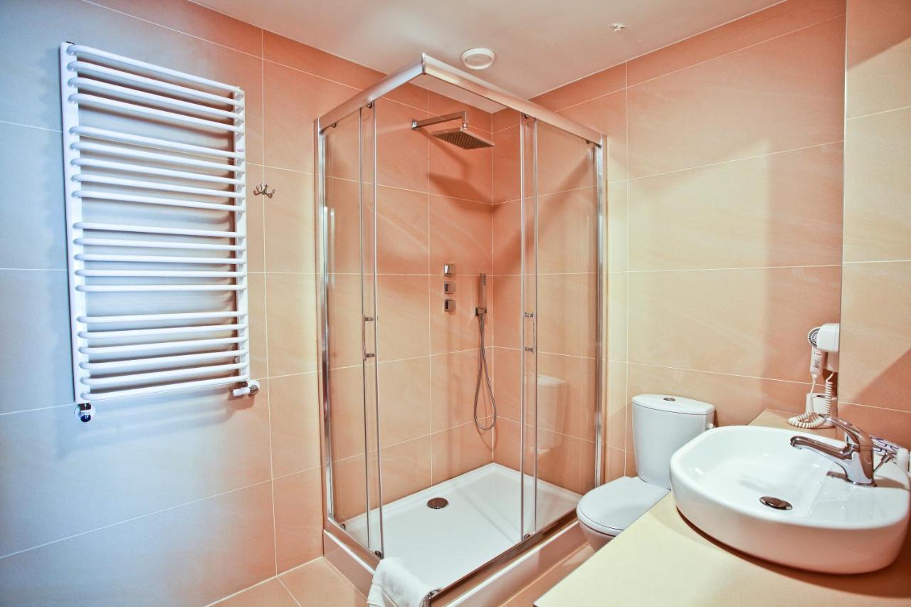Hotell Chabrowy Dworek Teresin